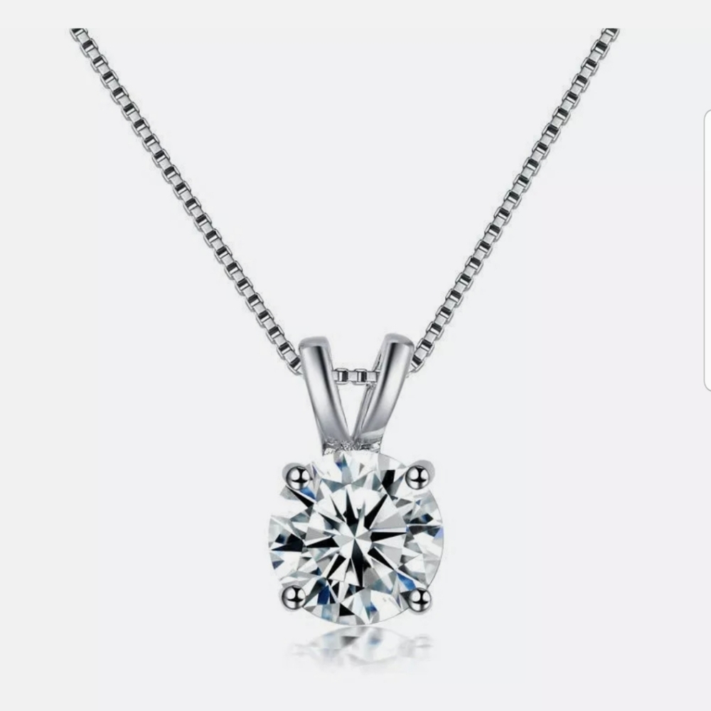 New Silver RHINESTONE round white crystal necklace - Picture 3 of 9